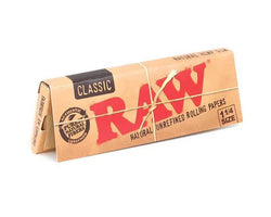 Raw Classic 1 1/4 Rolling Papers Pack